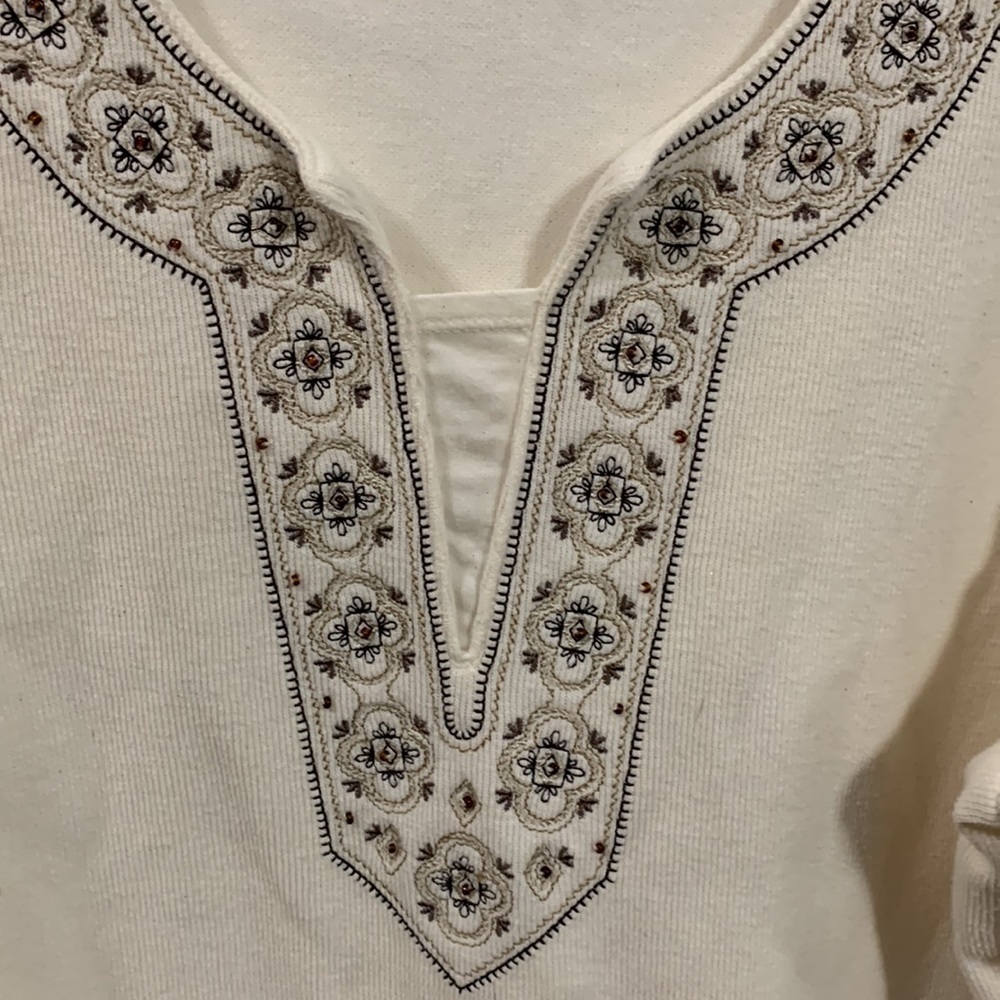 Studio Works Woman pretty embroidered sweater long sleeve Sz 1X good condition - Picture 2 of 6